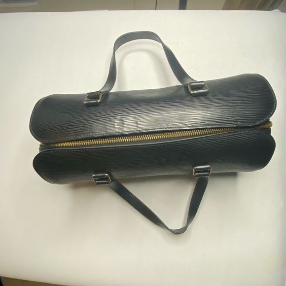 Authentic Louis Vuitton Epi Noir soufflot papillon - Picture 3 of 8